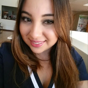 Meet your Posher, Carolina